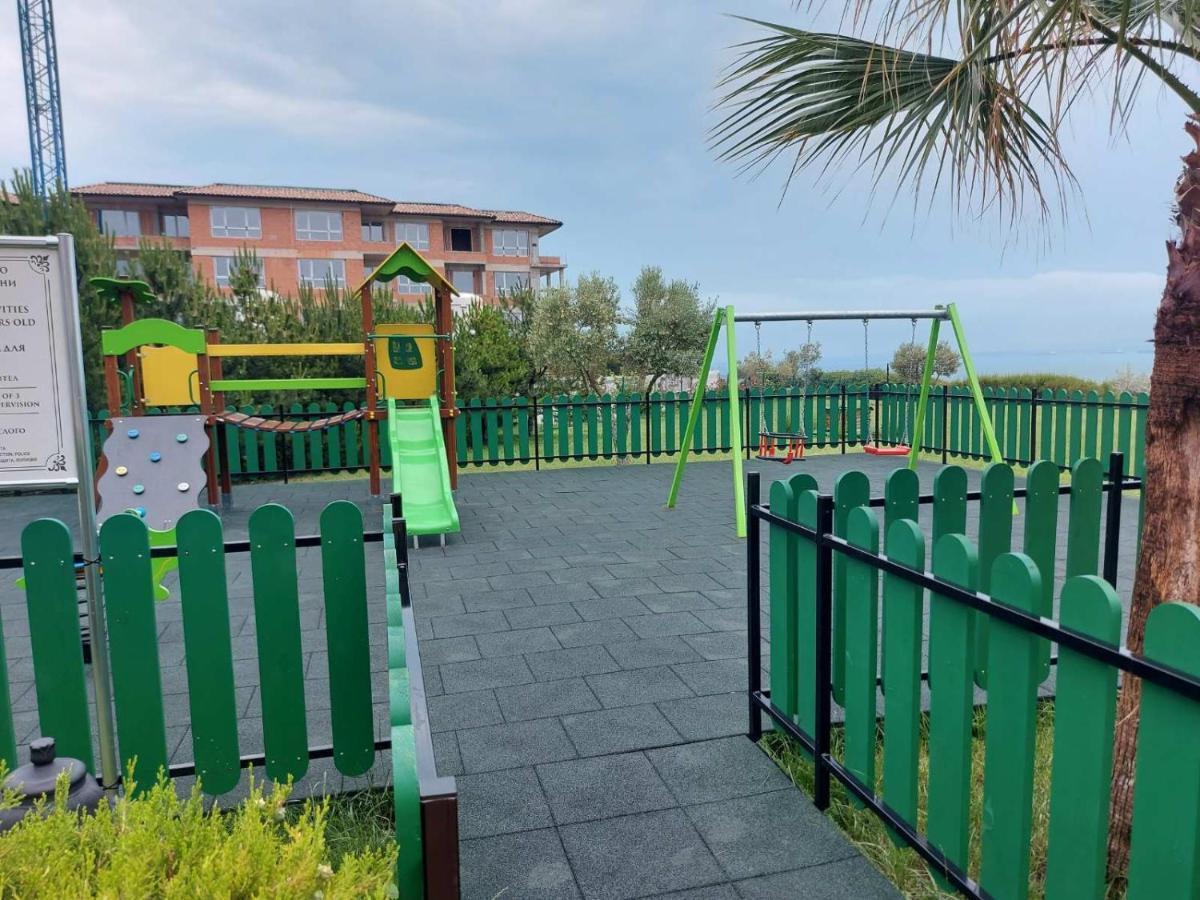 Sarafovo D&V Apartments بورغاس المظهر الخارجي الصورة