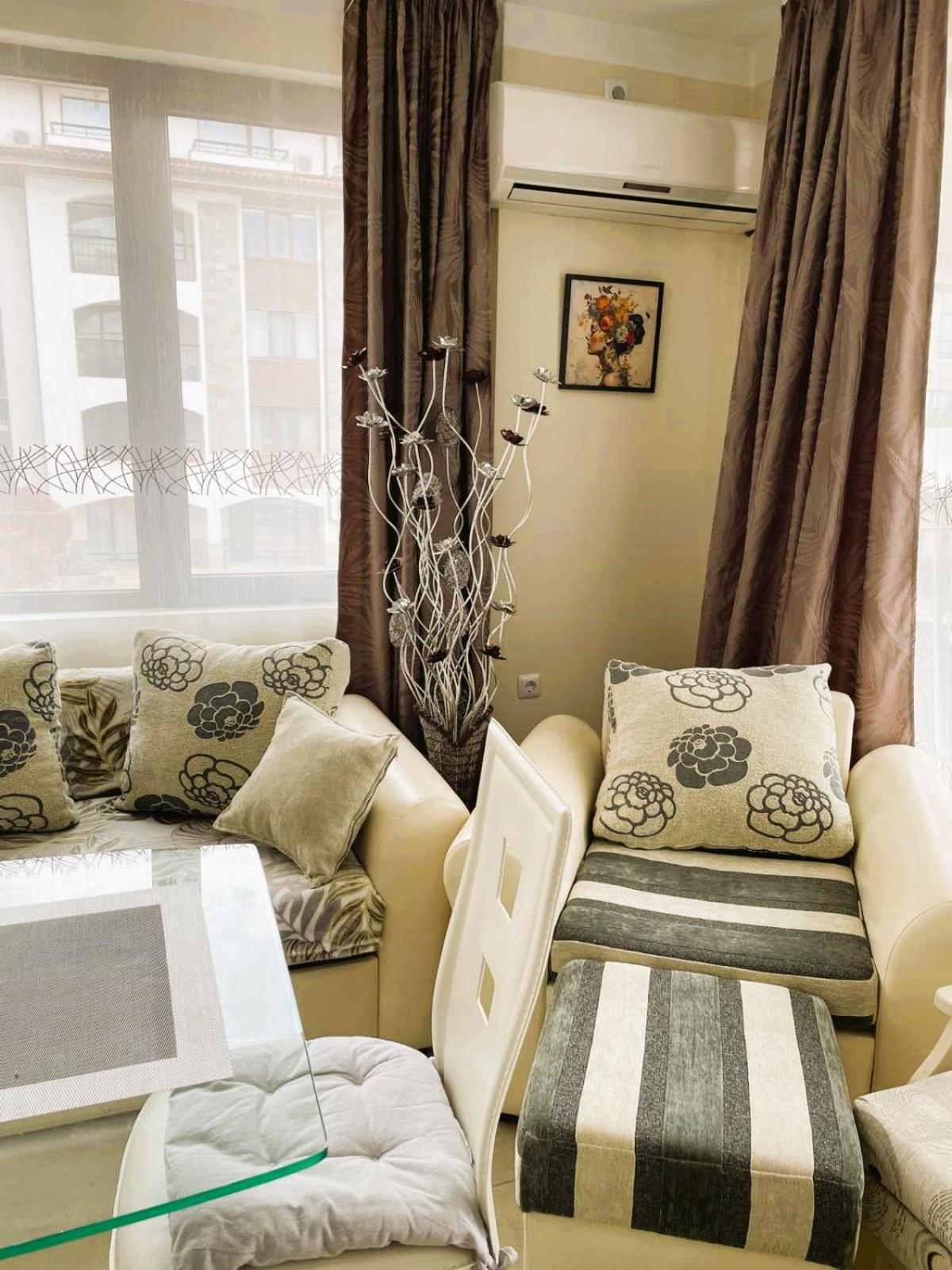 Sarafovo D&V Apartments بورغاس المظهر الخارجي الصورة