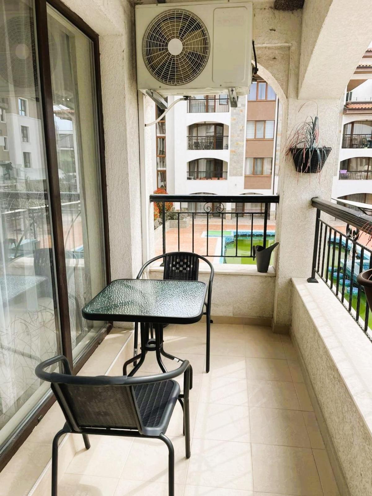 Sarafovo D&V Apartments بورغاس المظهر الخارجي الصورة