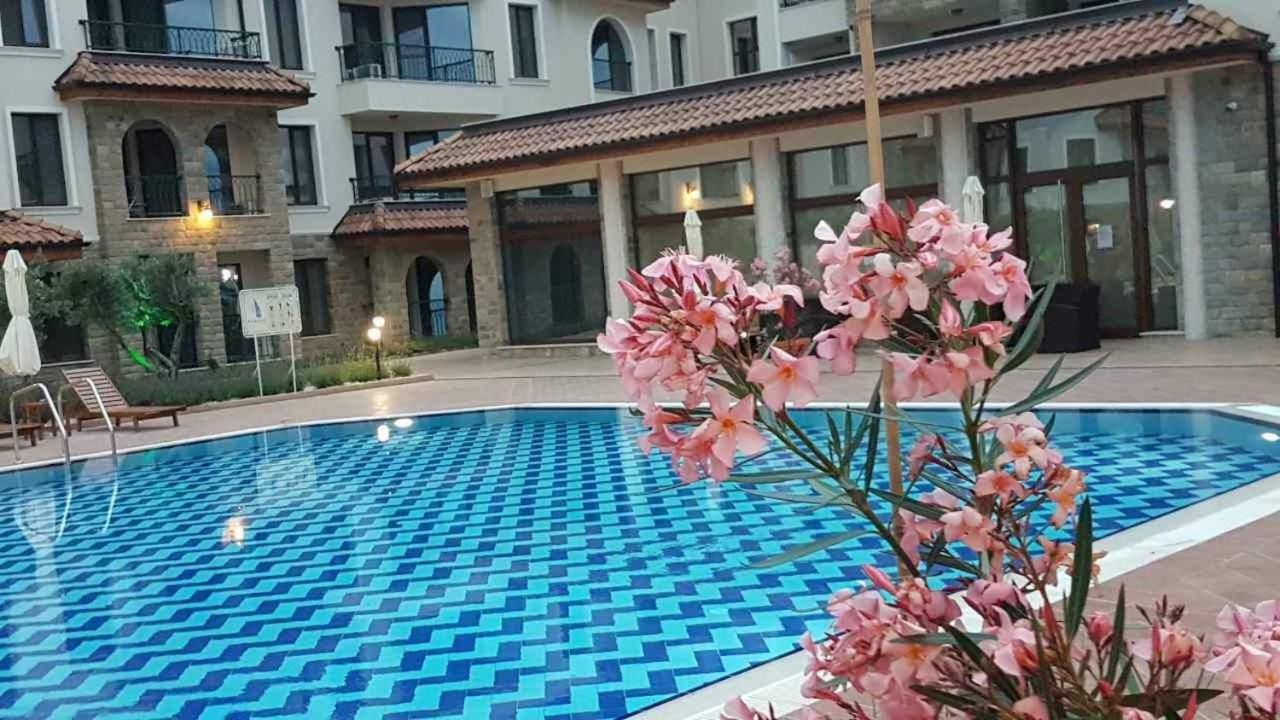 Sarafovo D&V Apartments بورغاس المظهر الخارجي الصورة